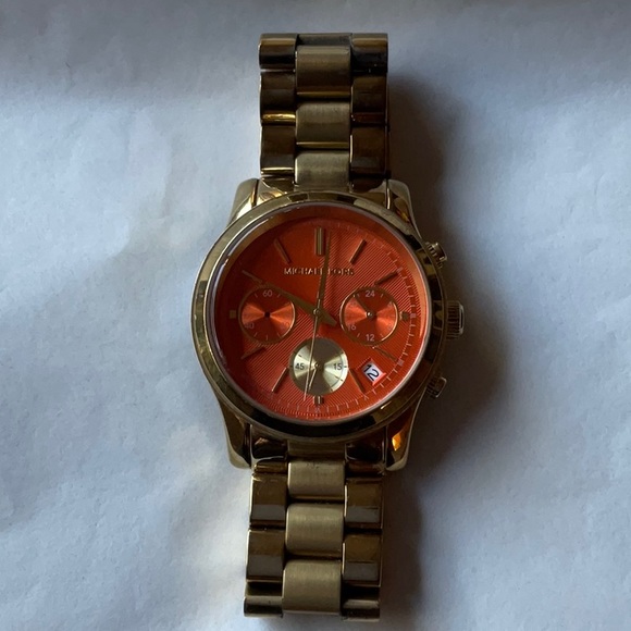 🟠 HOST PICK 🟠 MICHAEL KORS ORANGE AND GOLD WATCH 🟠 - Picture 2 of 16